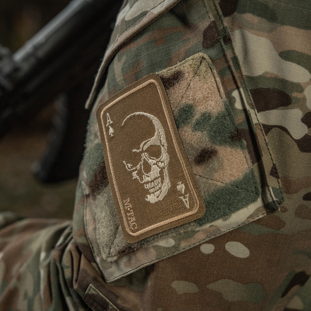 Face Of War (Stickerei)