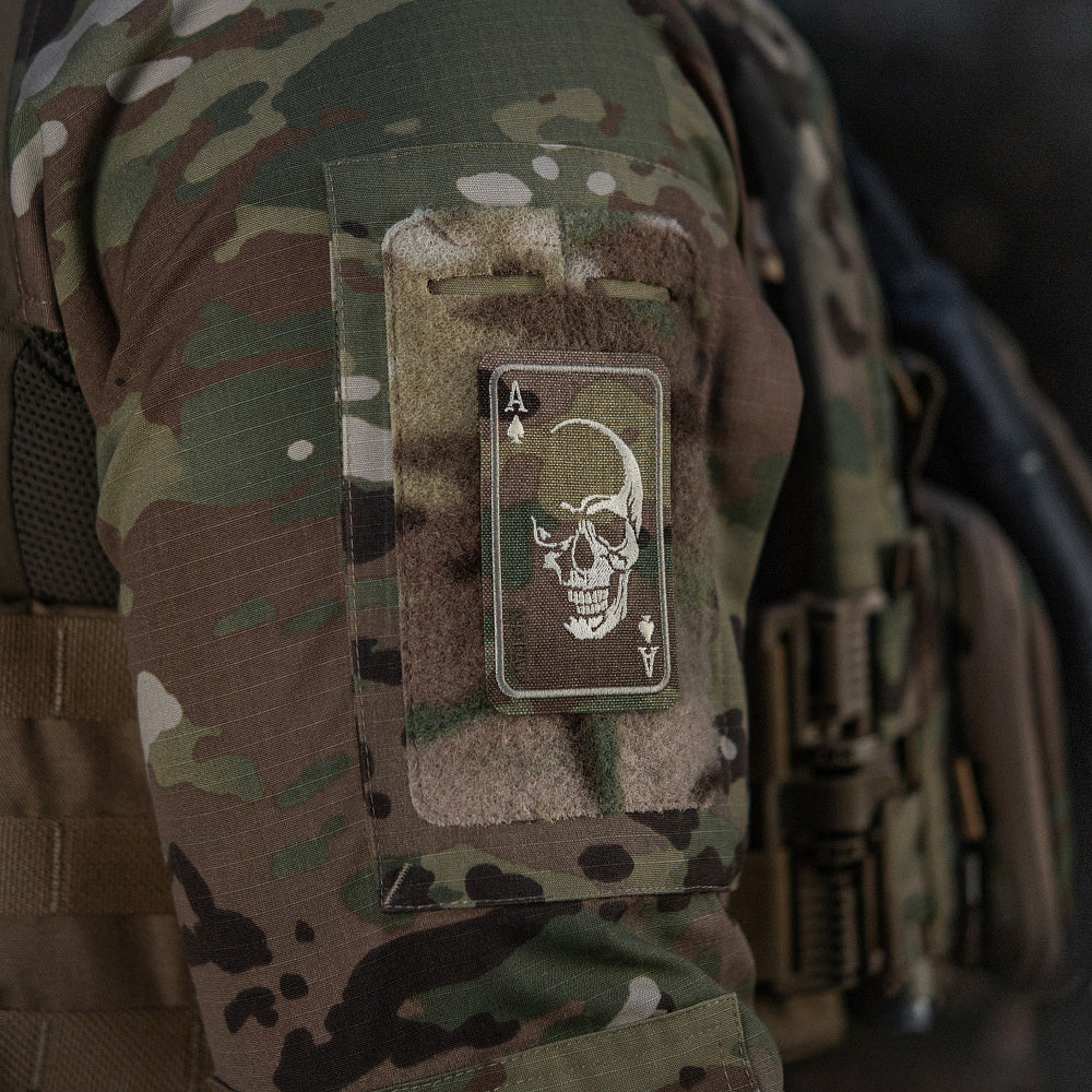 Face Of War (Stickerei)