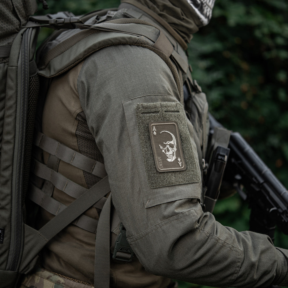 Face Of War (Stickerei)