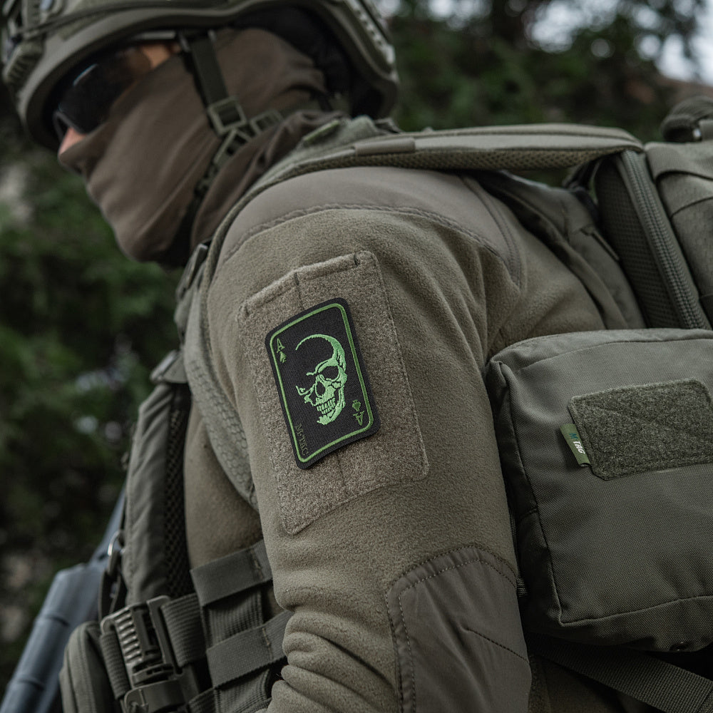 Face Of War (Stickerei)