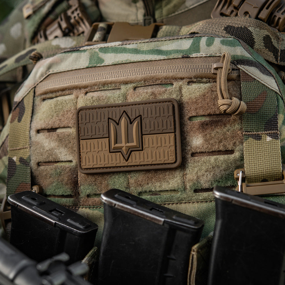 Patch die Flagge der Ukraine mit dem Dreizack der Streitkräfte der Ukraine PVC
