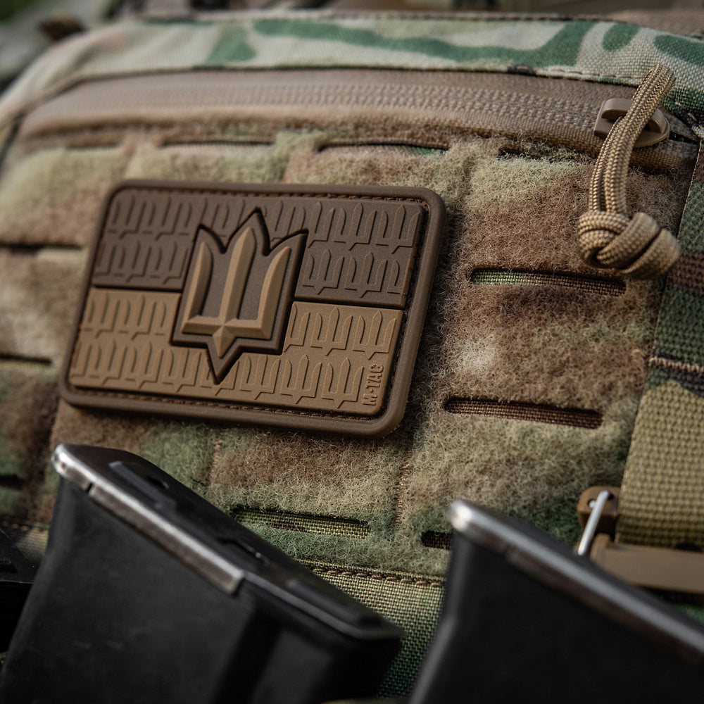 Patch die Flagge der Ukraine mit dem Dreizack der Streitkräfte der Ukraine PVC