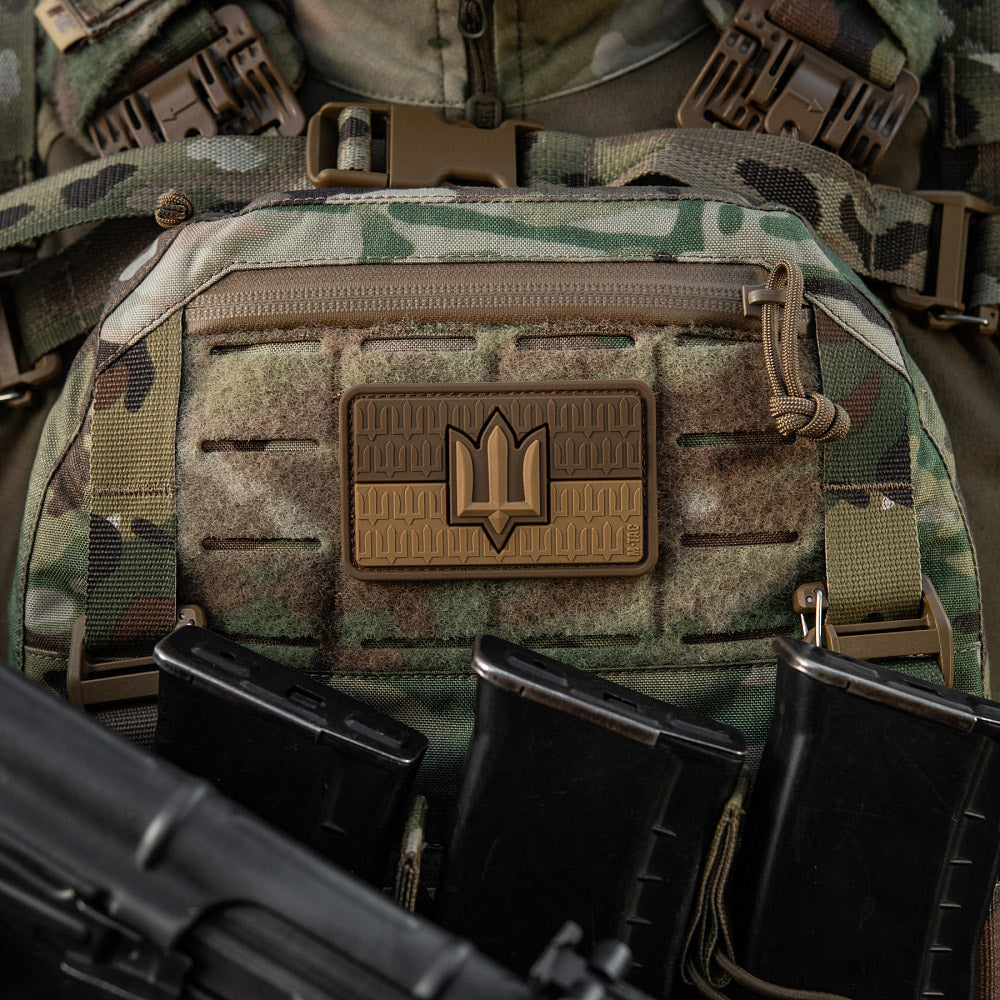 Patch die Flagge der Ukraine mit dem Dreizack der Streitkräfte der Ukraine PVC