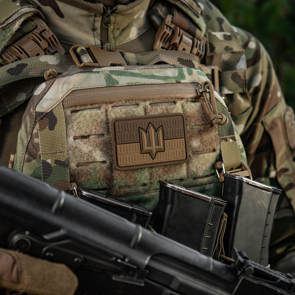 Patch die Flagge der Ukraine mit dem Dreizack der Streitkräfte der Ukraine PVC