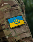 Patch die Flagge der Ukraine mit dem Dreizack der Streitkräfte der Ukraine PVC