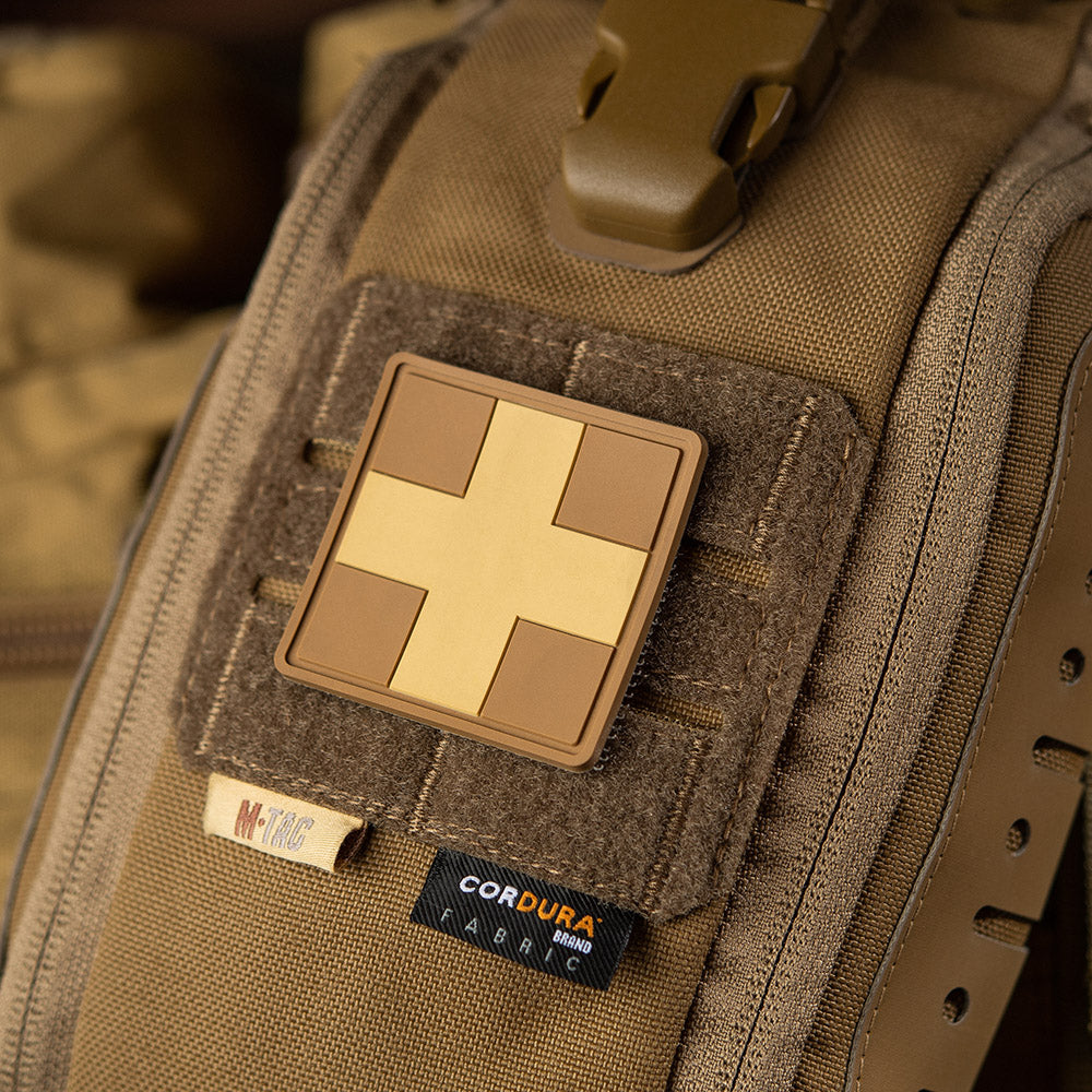 Patch Medic Cross Square PVC