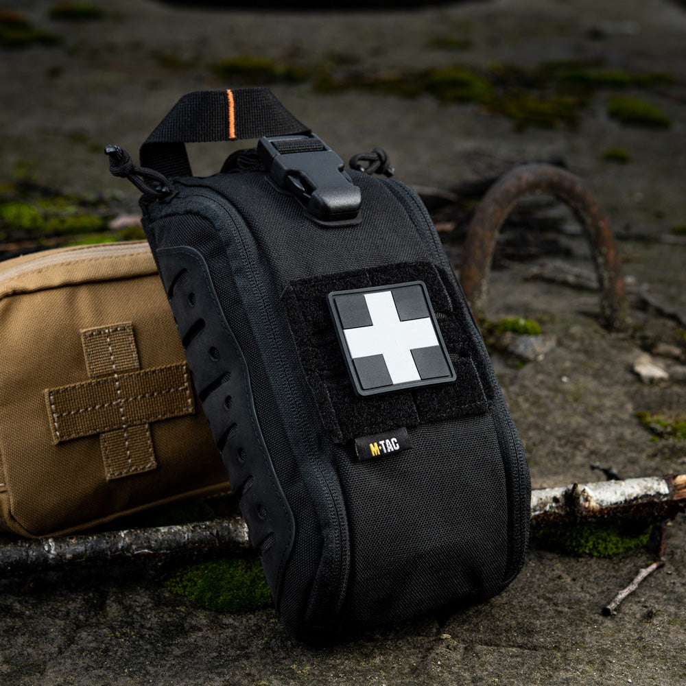 Aufnäher Medic Cross Square PVC