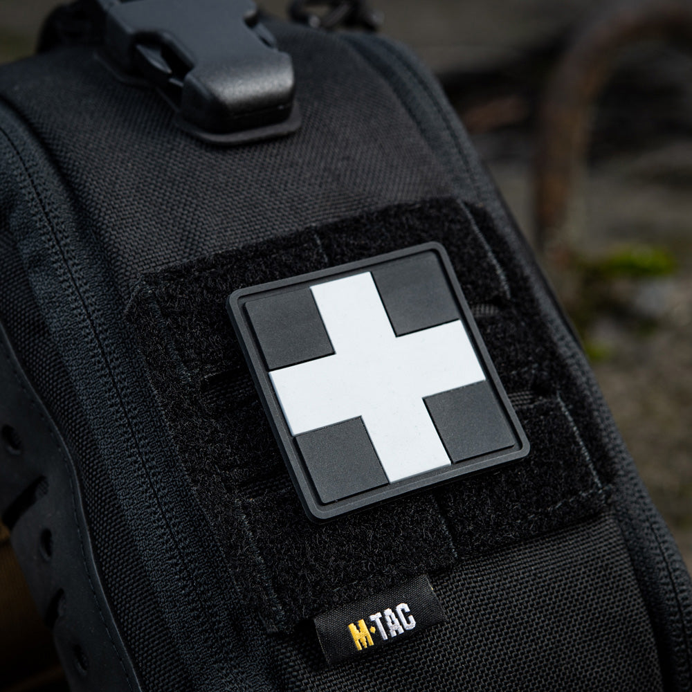 Patch Medic Cross Square PVC