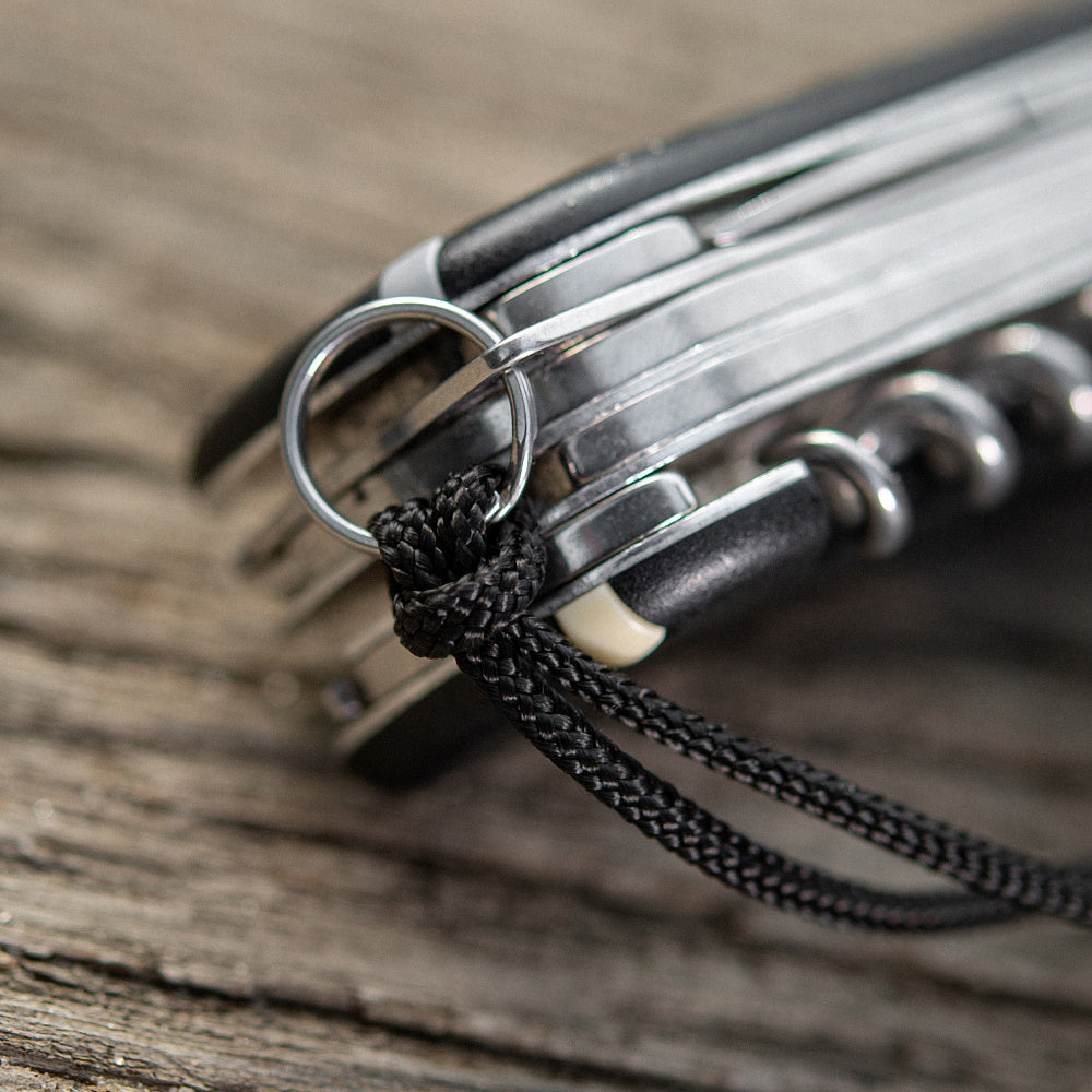 Knife Lanyard Helix Skull