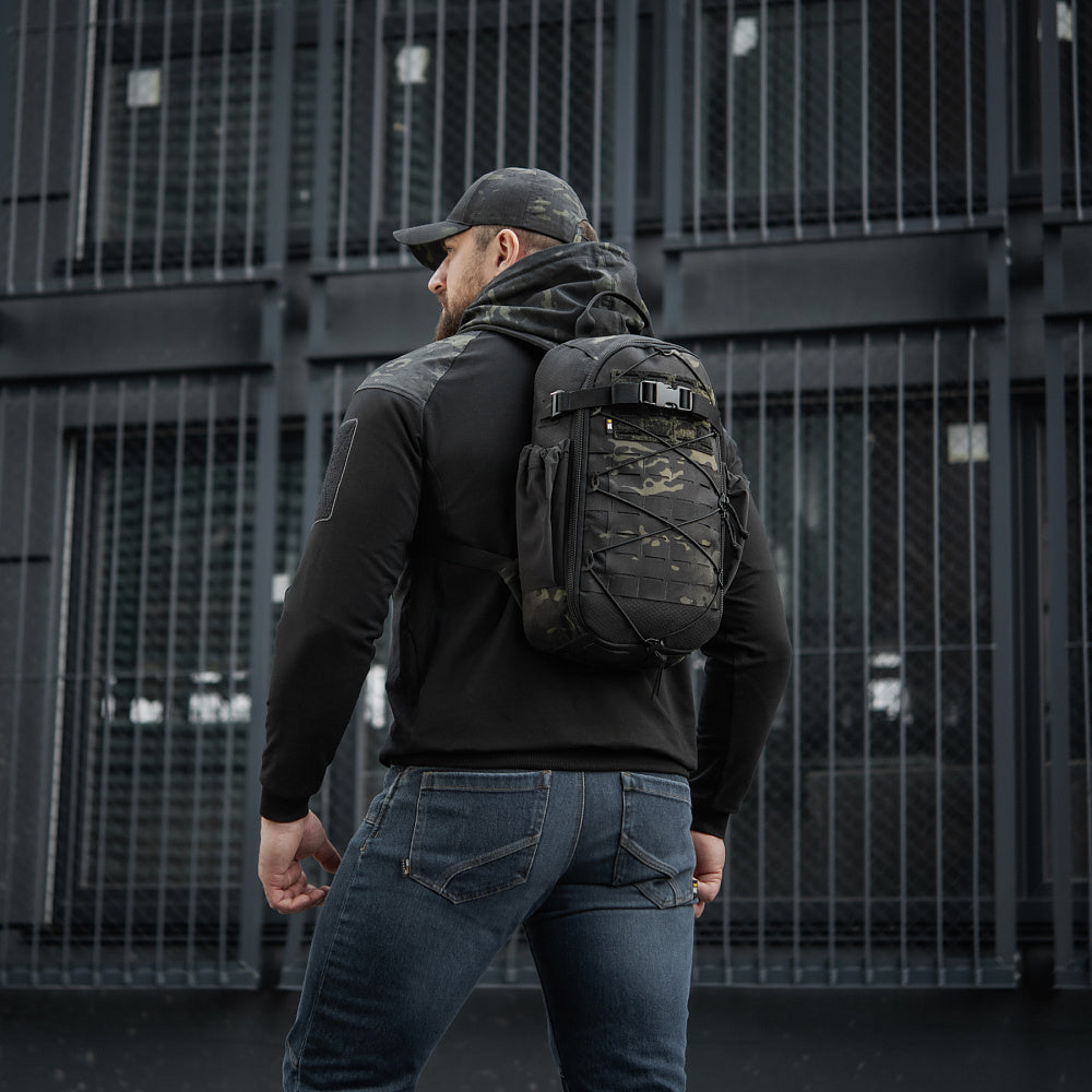 Rucksack Sturm mit ergonomischen Schultergurten Elite