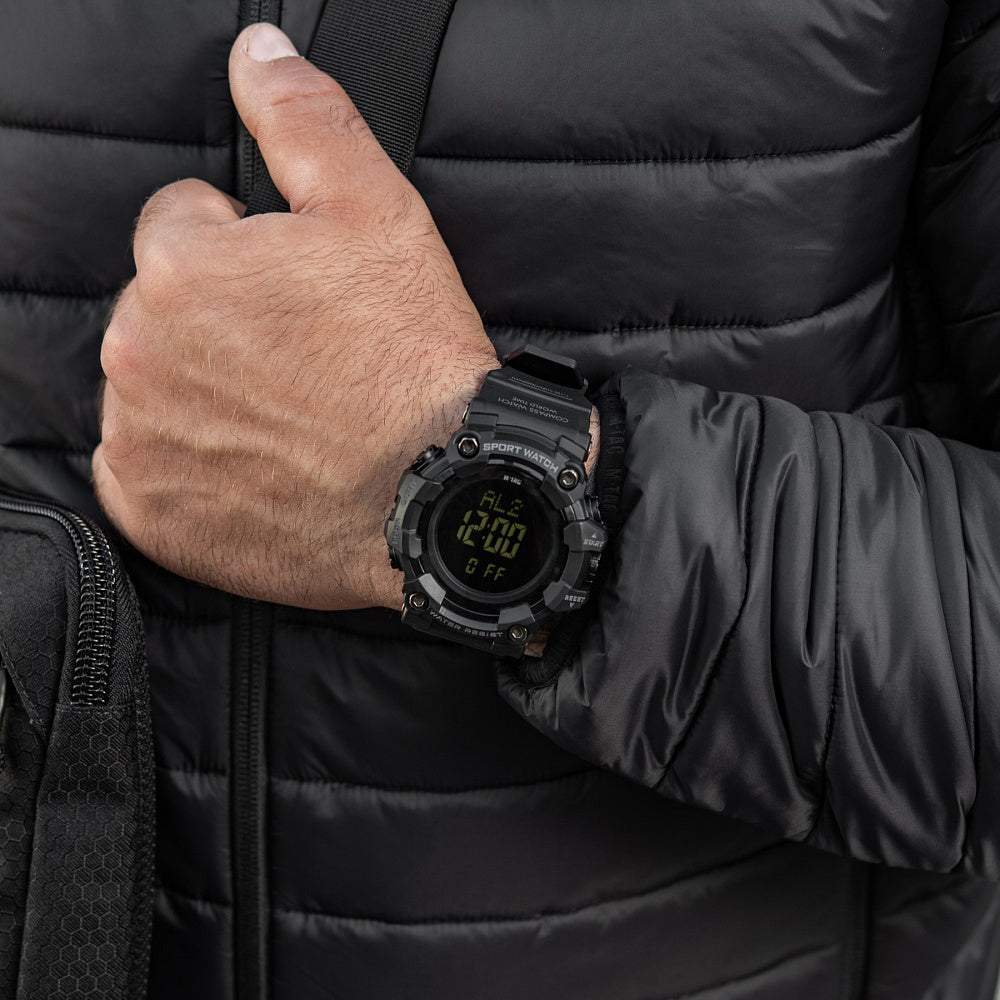 Uhr Tactical 2037