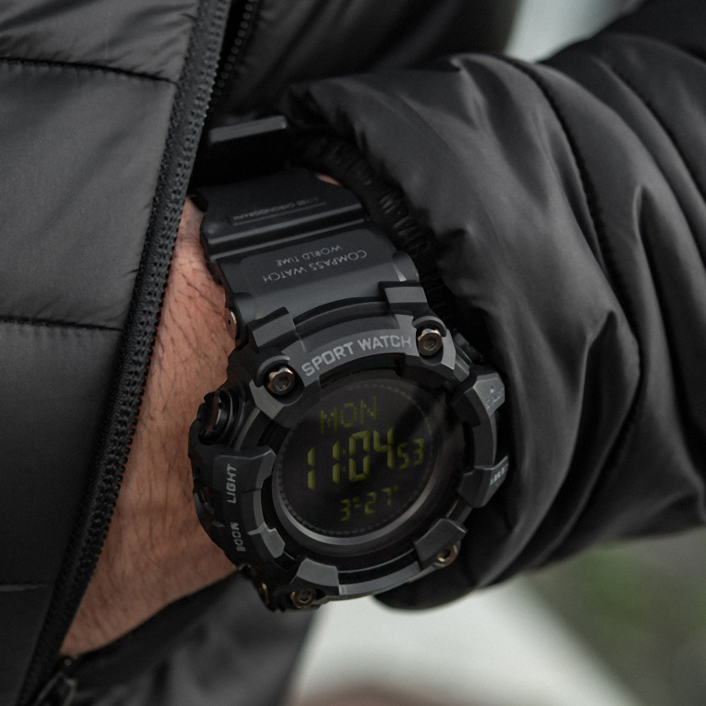 Uhr Tactical 2037