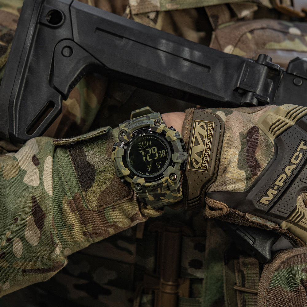Uhr Tactical 2037