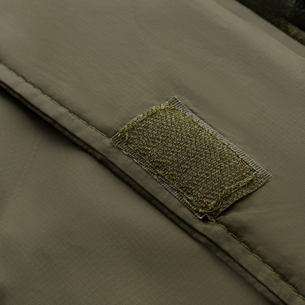 Sleeping bag with compression cover