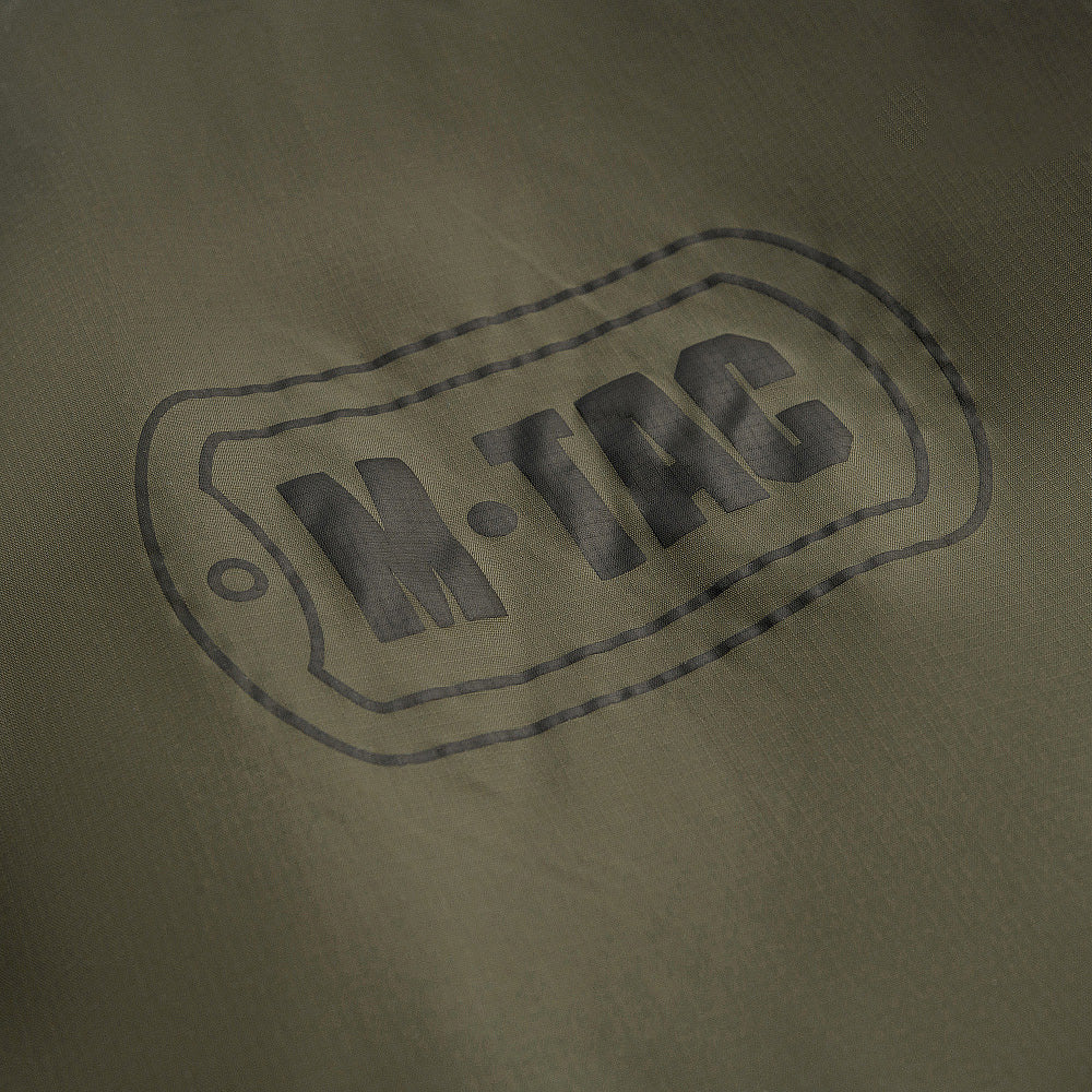 Sleeping bag with compression cover