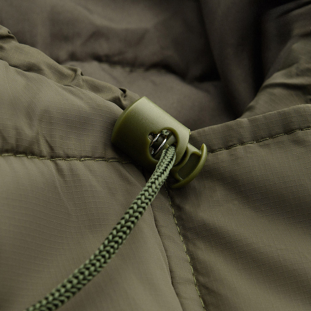 Sleeping bag with compression cover