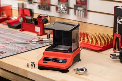 Hornady Precision Lab Scale 3,000 grain capacity, High and low sensitivity, Easy calibration, Compare, percent and count modes, Print to spreadsheet function
