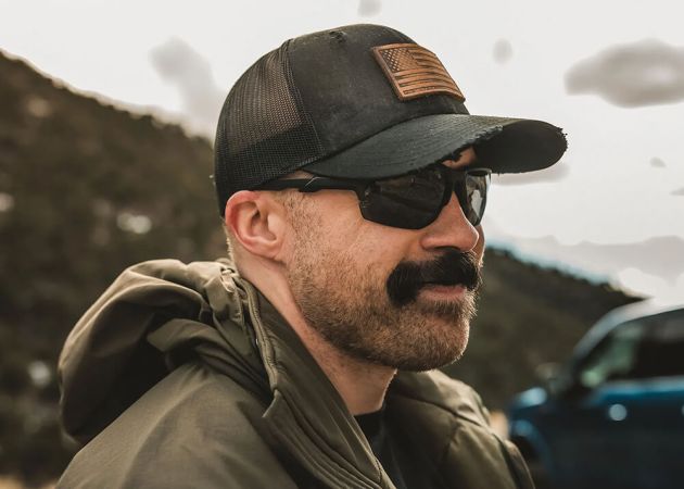glasses_wiley_x_jakl_-_captivate_grey_lenses_-_matte_black_frame_5_.jpg