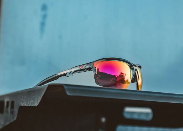 glasses_wiley_x_jakl_-_captivate_red_mirror_lenses_-_gloss_crystal_grey_frame_8_.jpg