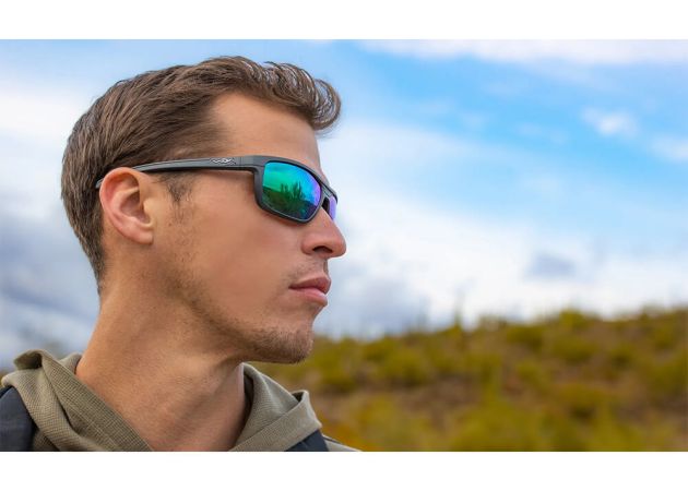 glasses_wiley_x_kingpin_-_captivate_polarized_green_mirror_matte_8_.jpg