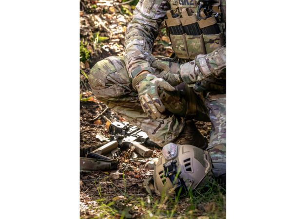gloves_mechanix_fast_fit_multicam_10_.jpg
