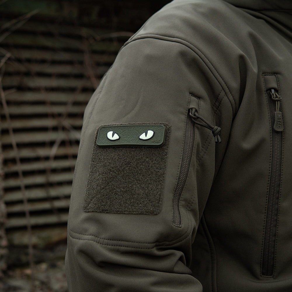 Cat eyes 3d pvc - Image 5