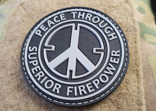 patch_jtg_3d_pvc_peace_through_superior_firepower_2_.jpg