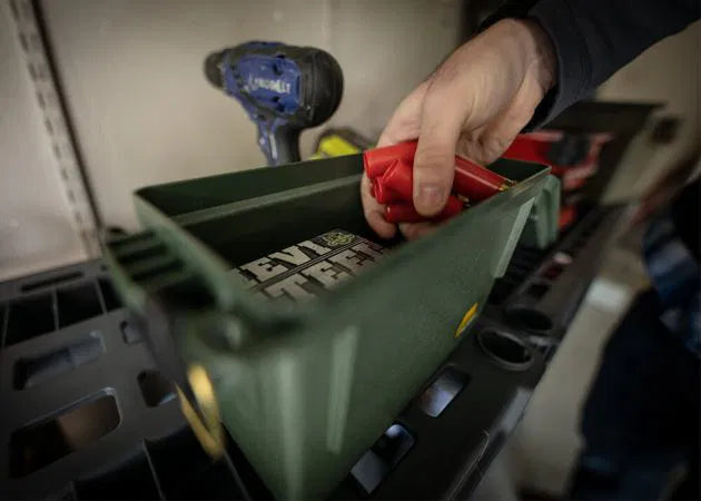 storage_case_plano_element-proof_field_ammo_box_small_29x18_6_.jpg