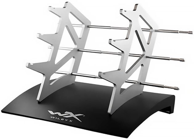 store_display_wiley_x_1_.jpg